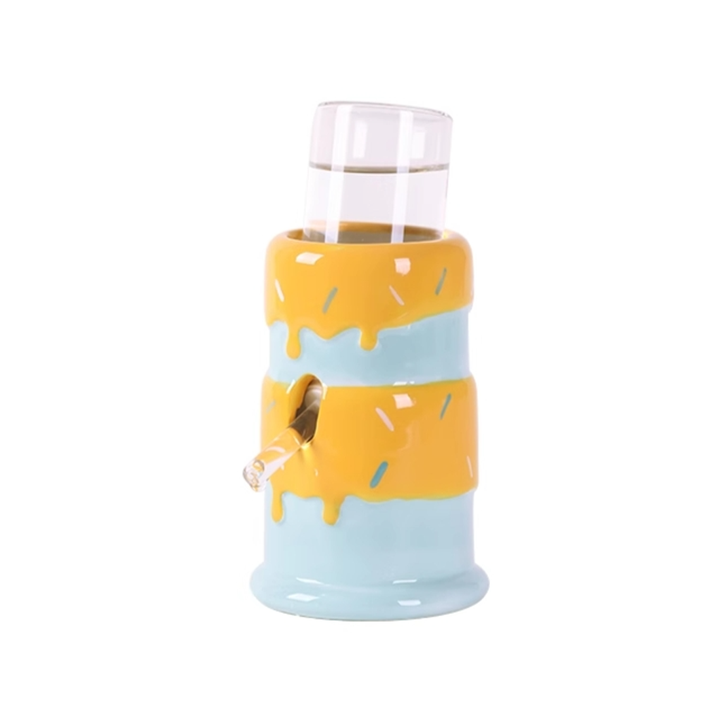 Tafit Cake-shaped Ceramic Water Bottle with Holder