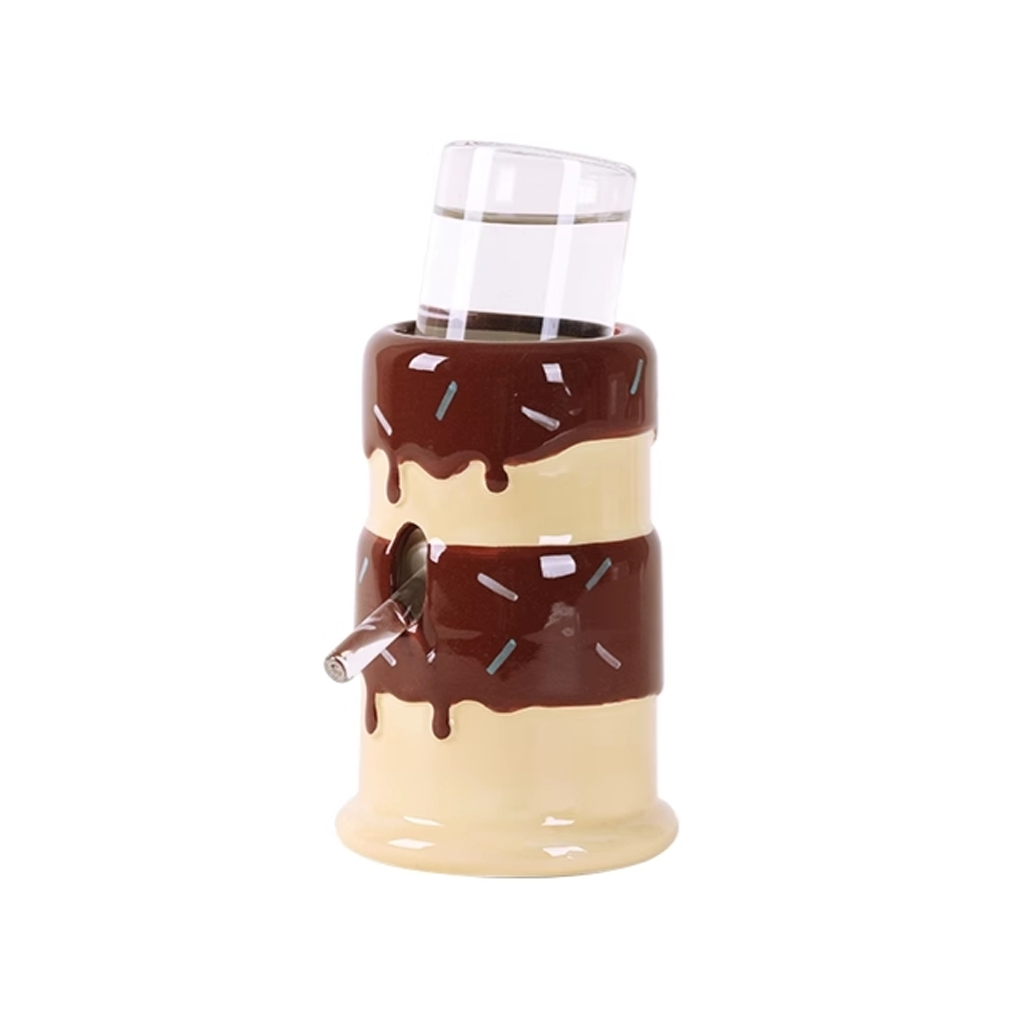 Tafit Cake-shaped Ceramic Water Bottle with Holder