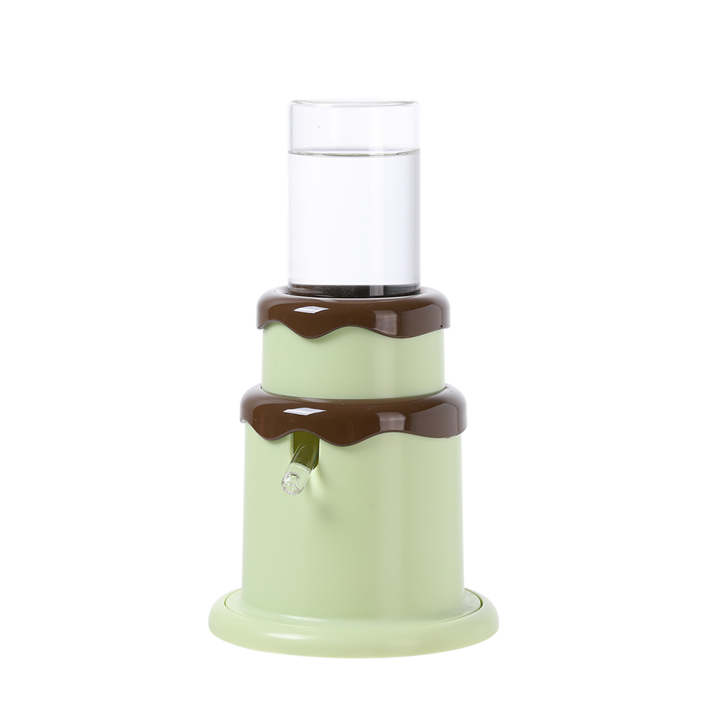 Tafit Cake-shaped Water Bottle with Holder