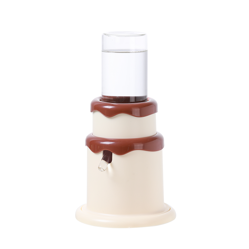 Tafit Cake-shaped Water Bottle with Holder